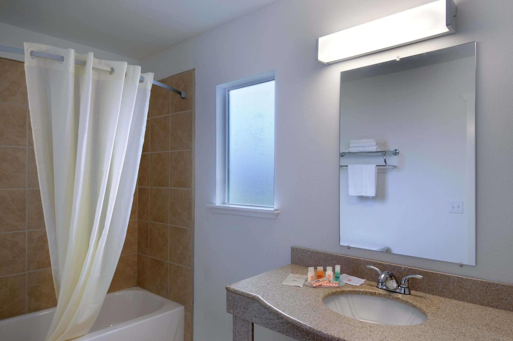 Knights Inn & Suites Seatac Airport Tukwila Extérieur photo